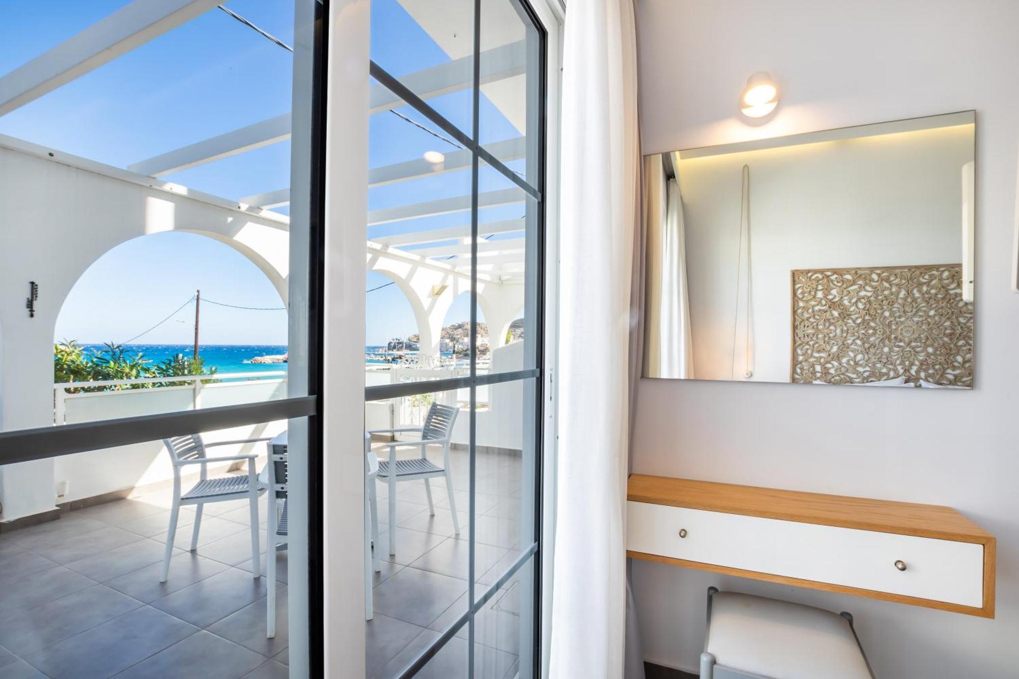 Alos Suites Ex-Possirama Bay Aparts Kárpathos Eksteriør bilde